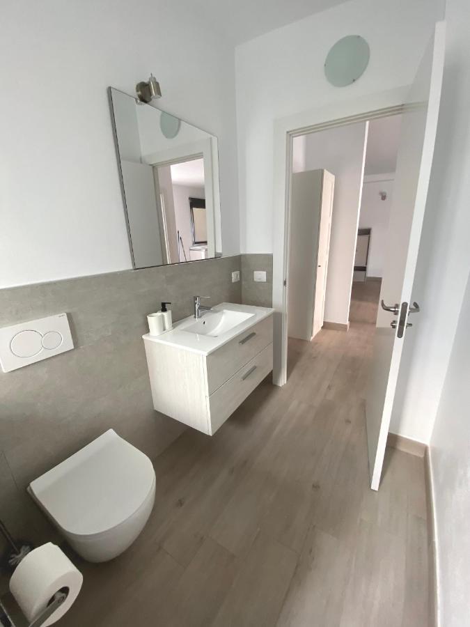 Casa Antonio - Apartamento Luna بلايا دي سان خوان المظهر الخارجي الصورة