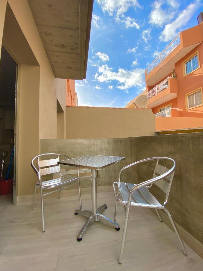 Casa Antonio - Apartamento Luna بلايا دي سان خوان المظهر الخارجي الصورة